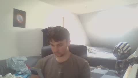 moistbreadstick online show from June 17, 4:08 pm