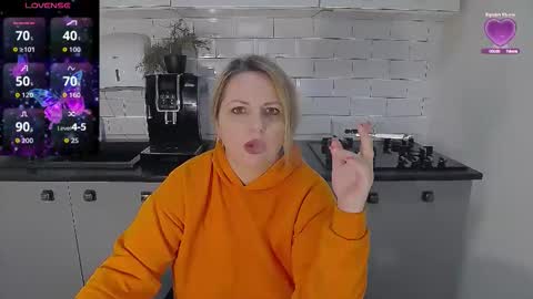 erika online show from February 4, 8:53 am