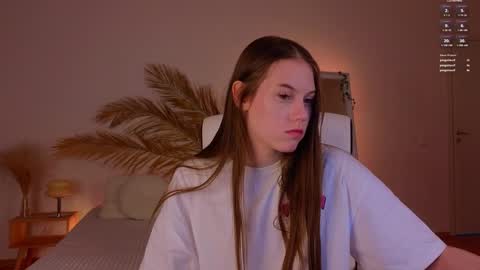 Molly online show from December 12, 12:38 am