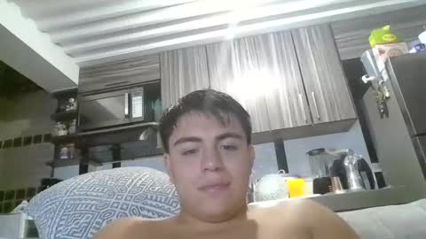 molimoli08 online show from December 7, 1:25 am