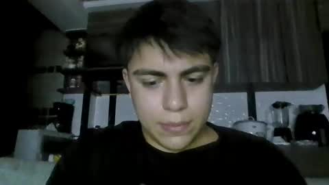 molimoli08 online show from December 14, 12:44 am