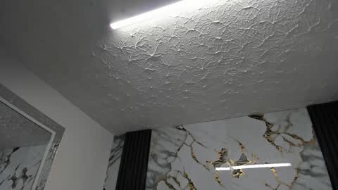 Hey Guys  Im Mollie online show from February 1, 12:04 pm