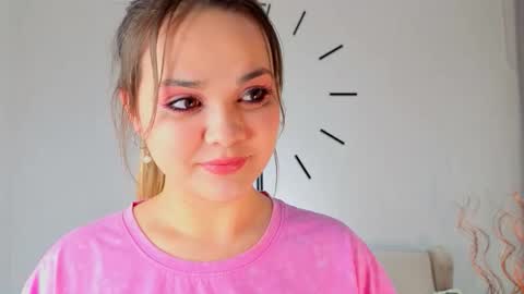 Snapshot of molliedeases chatting on October 29, 6:09 pm Kate online show from October 29, 6:09 pm