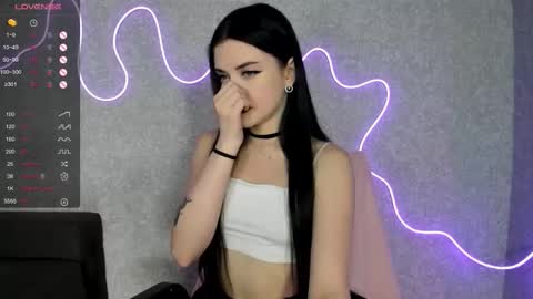 Molly - online show from October 10, 5:39 am