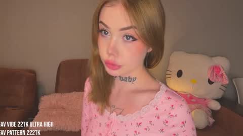 Molly dose online show from October 18, 4:08 pm