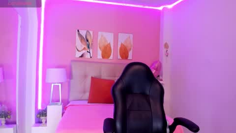    online show from March 23, 1:15 pm