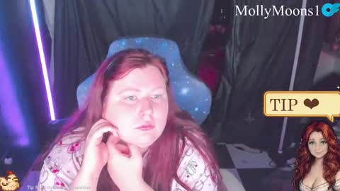 molly_moons online show from April 14, 12:38 am