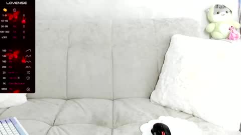 Snapshot of molly_sweetbaby chatting on February 9, 11:36 pm Ill tell you when were private online show from February 9, 11:36 pm