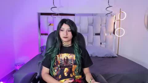 molly_sweetlove online show from September 23, 7:39 pm