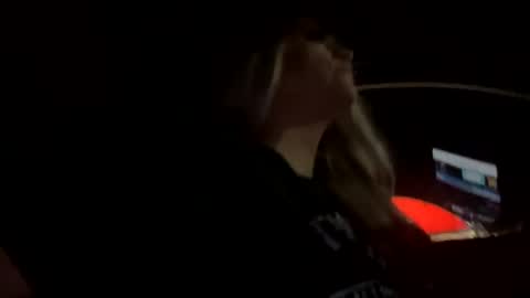 Snapshot of molly_theslut chatting on October 30, 2:02 am molly_theslut online show from October 30, 2:02 am