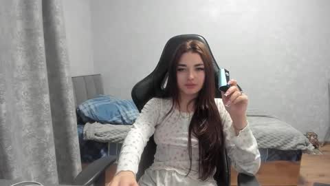 Molly online show from March 1, 12:56 am