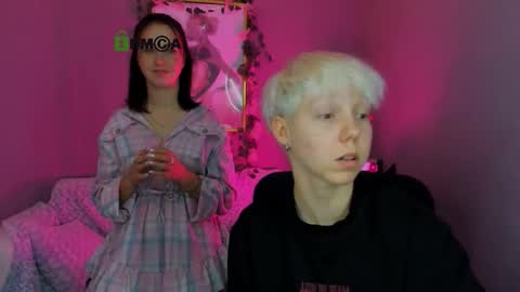 molly_xxx3 online show from September 22, 12:40 pm