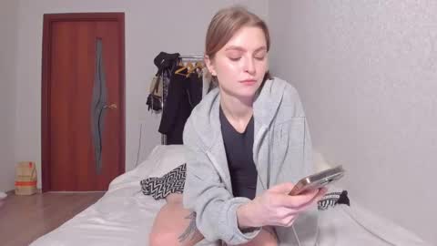 Snapshot of mollydangerous chatting on February 23, 7:17 pm Taisha online show from February 23, 7:17 pm