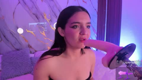 New girl Emily Valentina  Michelle online show from November 11, 4:29 pm