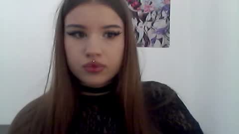 Snapshot of mollysexgirl chatting on July 12, 1:35 pm Molly online show from July 12, 1:35 pm