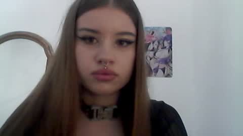Snapshot of mollysexgirl chatting on July 15, 9:42 pm Molly online show from July 15, 9:42 pm