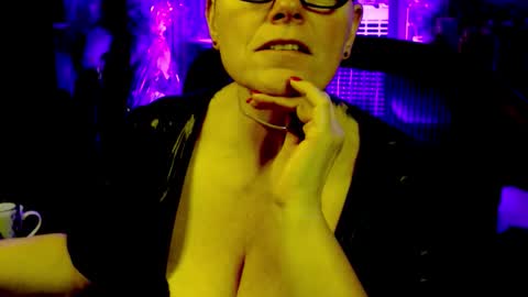 MollySun Nina Randmann online show from February 9, 6:45 pm