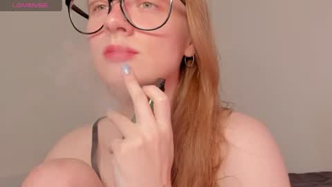 Snapshot of mollytucker chatting on July 26, 2:13 pm mollytucker online show from July 26, 2:13 pm