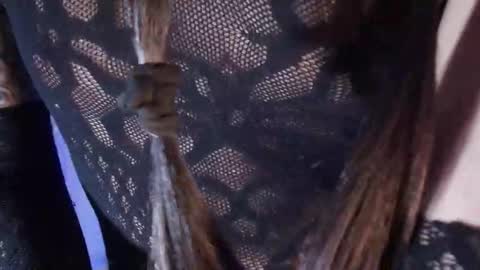 mollyycrystal online show from October 30, 7:32 am