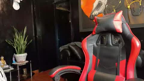 Molotov online show from February 2, 12:31 am