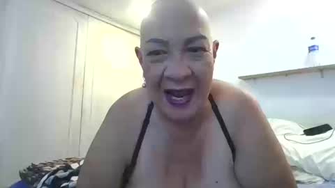 nativa online show from October 15, 4:01 am