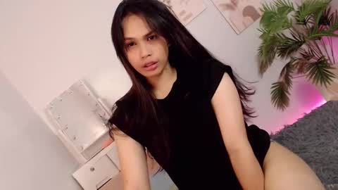 MOMIKHEM online show from September 24, 8:06 am