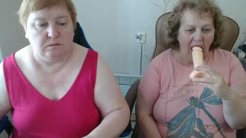 Mommy99X online show from April 1, 7:53 am