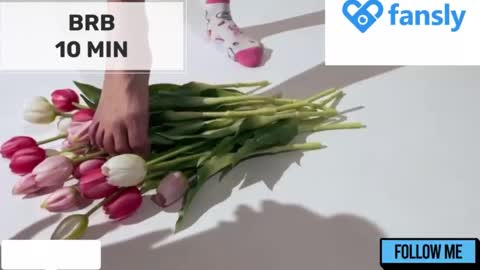 Mommy online show from February 25, 1:52 am