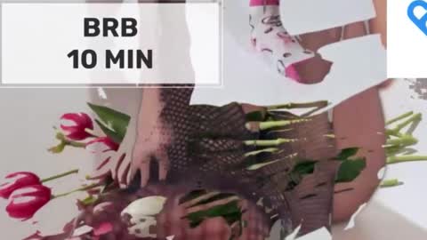 Snapshot of mommy_cum chatting on January 12, 1:44 am Mommy online show from January 12, 1:44 am