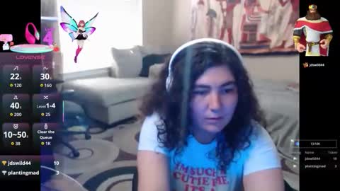 Snapshot of mommydarknesskairi3427 chatting on November 2, 6:43 pm MommyDarkness3427 online show from November 2, 6:43 pm