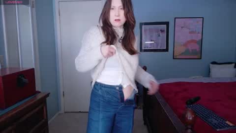 Snapshot of mommygoddessl chatting on February 2, 4:49 pm Goddess L online show from February 2, 4:49 pm