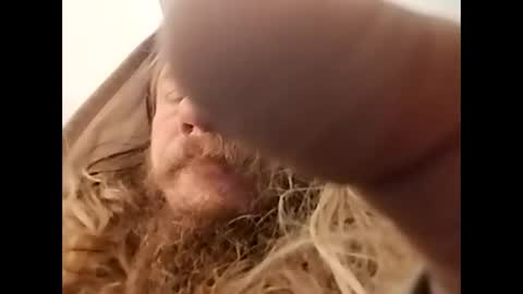 Snapshot of mommyissues2386 chatting on December 3, 7:32 am Richard Sheridan online show from December 3, 7:32 am