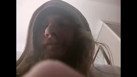 Snapshot of mommyissues2386 chatting on December 5, 1:25 am Richard Sheridan online show from December 5, 1:25 am