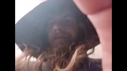 Snapshot of mommyissues2386 chatting on February 15, 3:52 am Richard Sheridan online show from February 15, 3:52 am