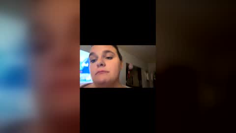 Snapshot of mommyndaddyplaytime chatting on December 20, 7:48 am mommyndaddyplaytime online show from December 20, 7:48 am