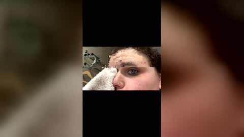 Snapshot of mommyndaddyplaytime chatting on February 15, 6:10 am mommyndaddyplaytime online show from February 15, 6:10 am