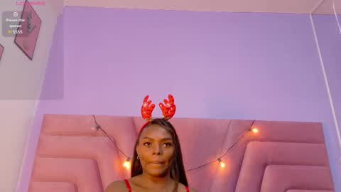 Snapshot of mommywebcam chatting on December 21, 12:01 pm DINAH online show from December 21, 12:01 pm