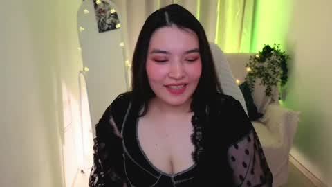 Momo online show from May 12, 9:56 pm