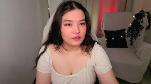 Momo online show from May 25, 10:38 pm