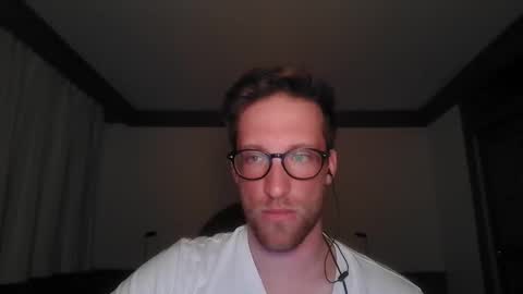 moms_little_monster online show from November 5, 9:26 pm