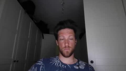 moms_little_monster online show from May 27, 6:43 am