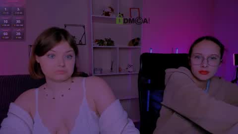 Mona  online show from October 12, 6:51 pm