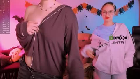 Mona  online show from November 2, 8:00 pm