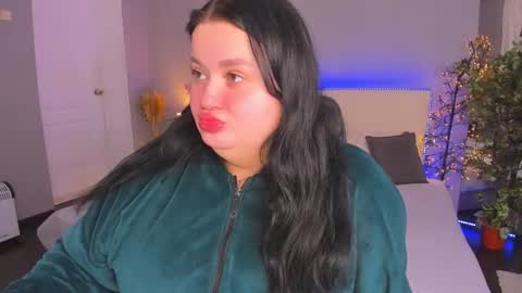 Monica online show from February 3, 6:51 am