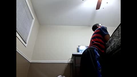 moneyboysaveg548 online show from January 10, 12:56 am