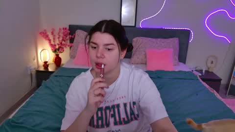 moneyforpeaches online show from June 2, 3:03 pm