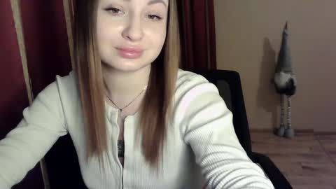 monica_211 online show from February 9, 12:39 am