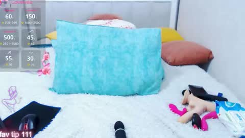 lizzi online show from March 8, 4:27 am