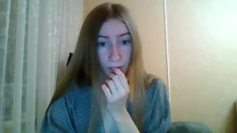 Monica online show from February 10, 4:44 pm