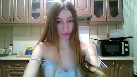 Monica online show from February 15, 9:55 pm